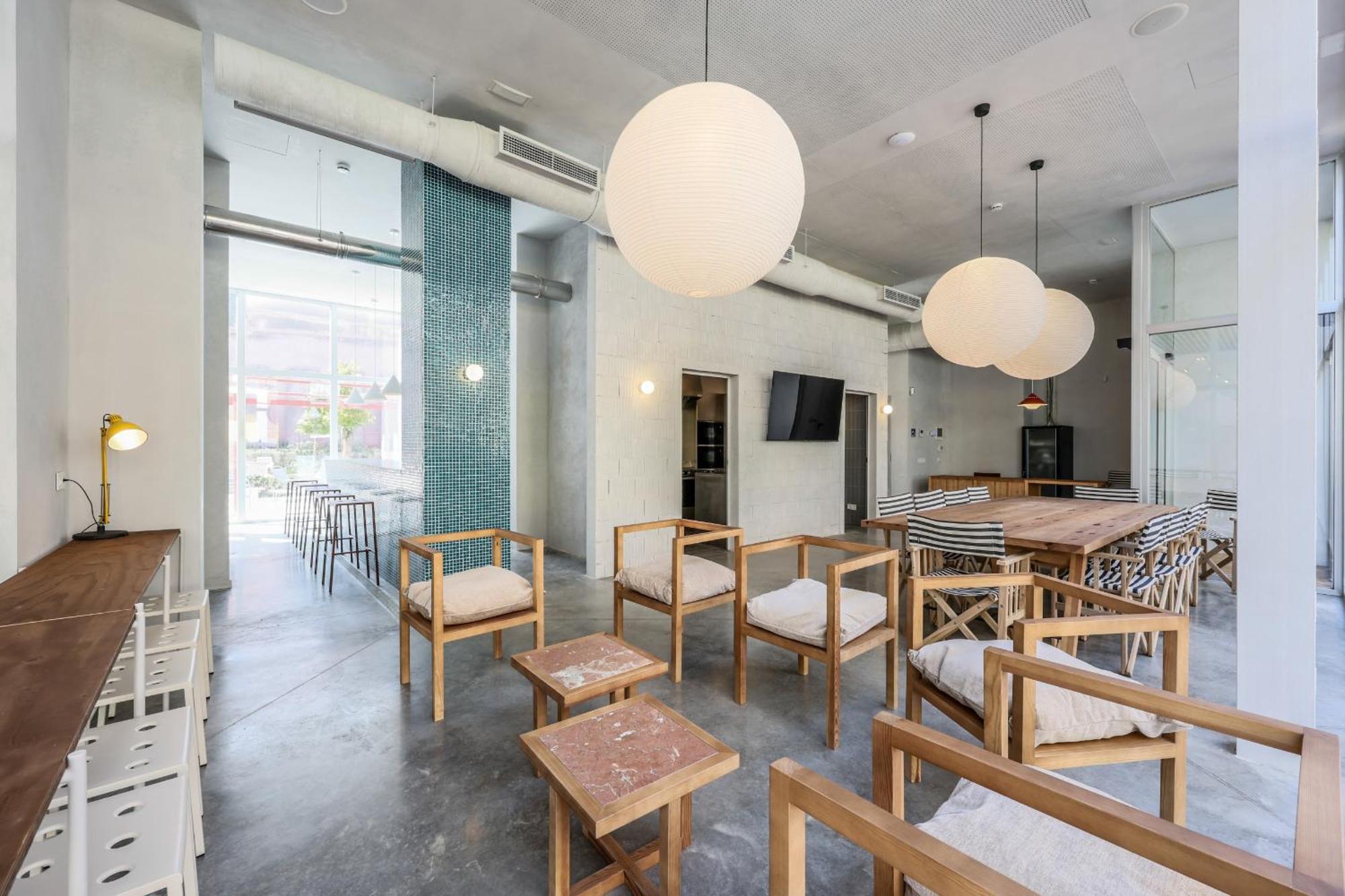 Madrid Live Coworking - Self Service - Екстер'єр фото